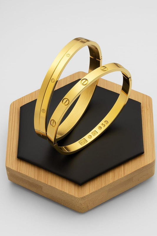 Couple kada